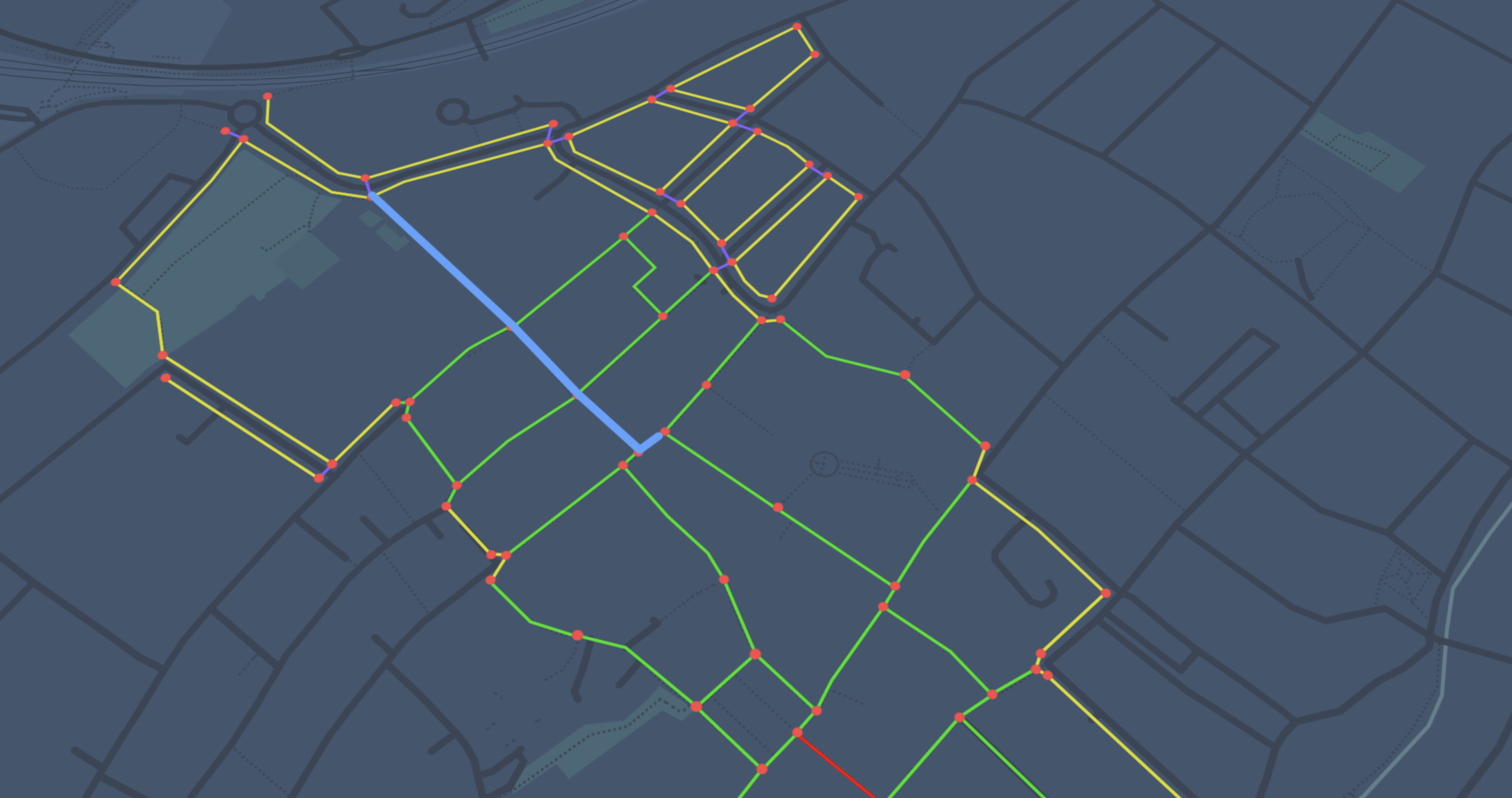 Bilder einer Stadt mit eingezeichneter Infrastruktur (Bürgersteige, Ampeln etc) und einer berechneten Route